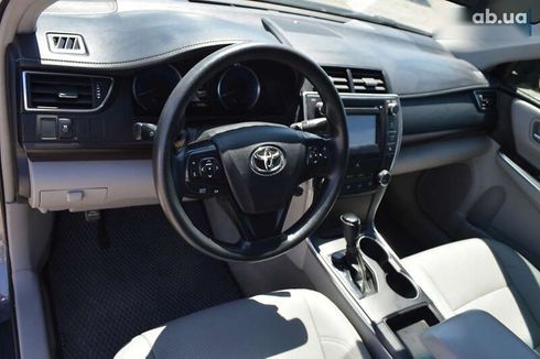 Toyota Camry 2017 - фото 6