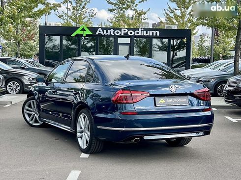 Volkswagen Passat 2018 - фото 11