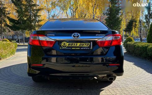 Toyota Camry 2014 - фото 6
