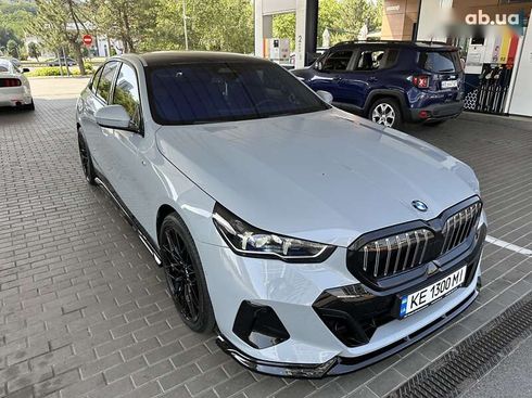 BMW 5 серия 2024 - фото 6