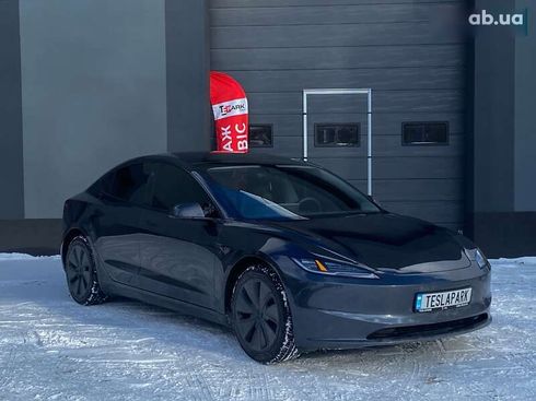 Tesla Model 3 2024 - фото 12