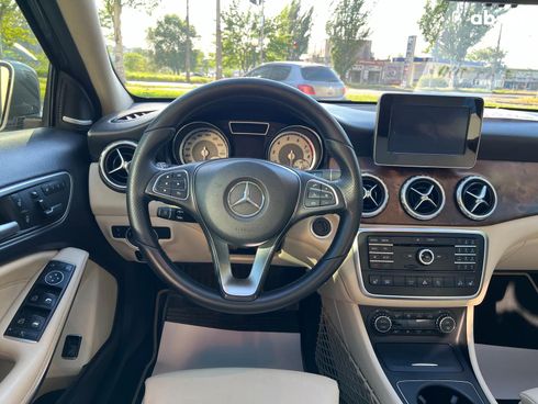 Mercedes-Benz GLA-Класс 2016 серый - фото 20