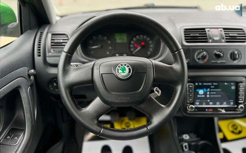 Skoda Fabia 2012 - фото 13