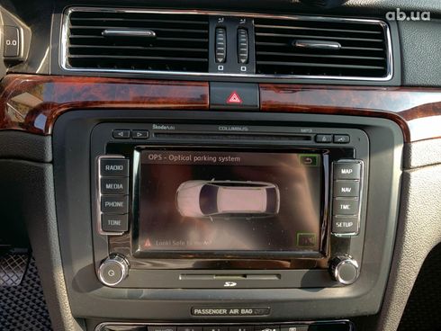 Skoda Superb 2011 белый - фото 39