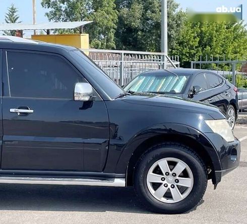 Mitsubishi Pajero Wagon 2008 - фото 15