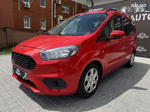 Ford Tourneo Courier 2018 - фото 18