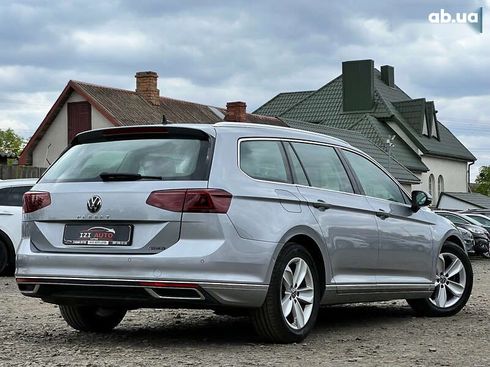 Volkswagen Passat 2022 - фото 8