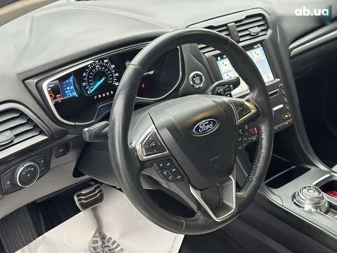 Ford Fusion 2018 - фото 19