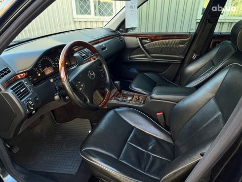 Mercedes-Benz E-Класс 2002 черный - фото 10