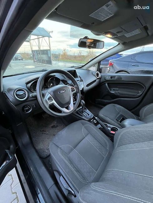 Ford Fiesta 2019 - фото 8