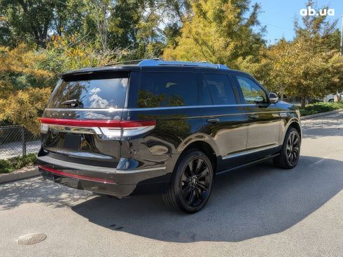 Lincoln Navigator 2022 черный - фото 8