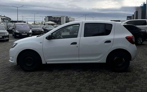 Dacia Sandero 2015 - фото 4