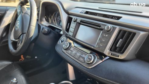 Toyota RAV4 2013 серый - фото 9