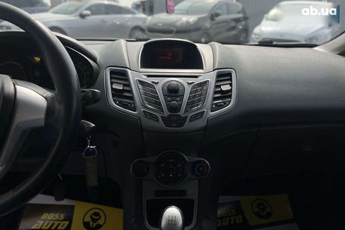 Ford Fiesta 2010 - фото 19