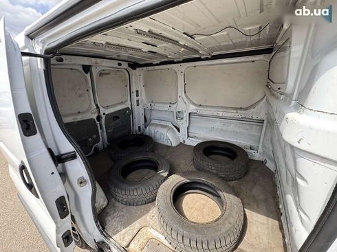 Opel Vivaro 2014 - фото 20