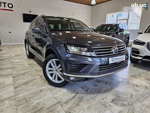 Volkswagen Touareg 2015 - фото 27