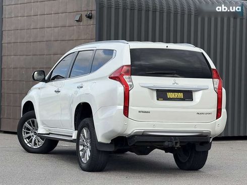 Mitsubishi Pajero Sport 2016 - фото 19