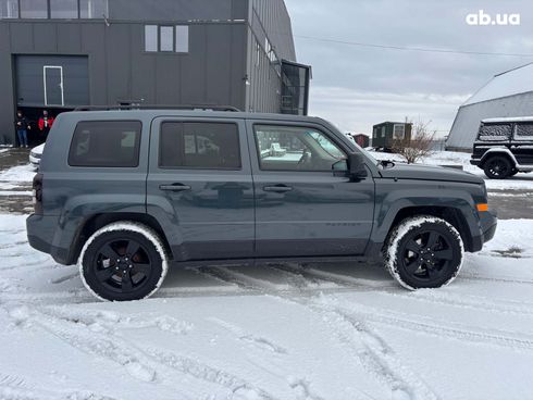 Jeep Patriot 2014 серый - фото 9