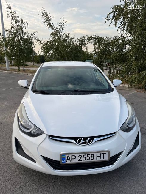 Hyundai Elantra 2014 белый - фото 4