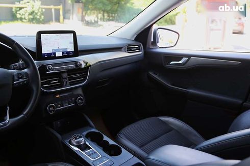 Ford Kuga 2020 - фото 15