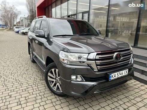 Toyota Land Cruiser 2016 - фото 2