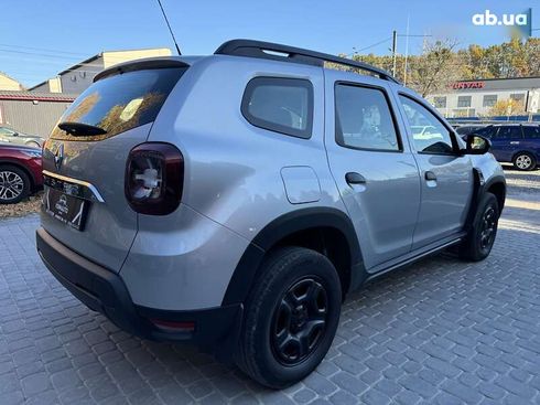 Renault Duster 2020 - фото 12