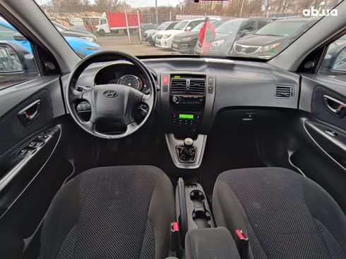 Hyundai Tucson 2008 черный - фото 14