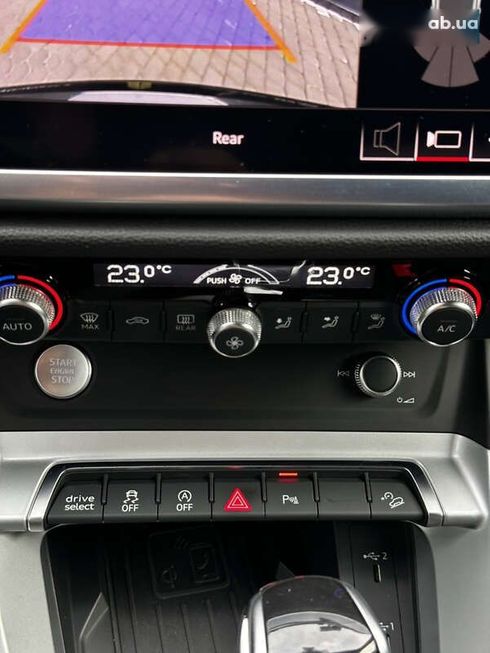 Audi Q3 2019 - фото 13