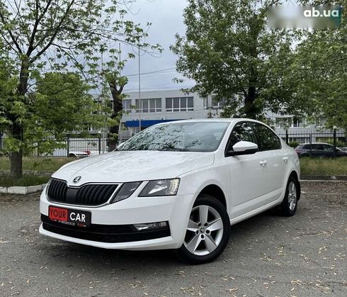 Skoda Octavia 2018 - фото 4
