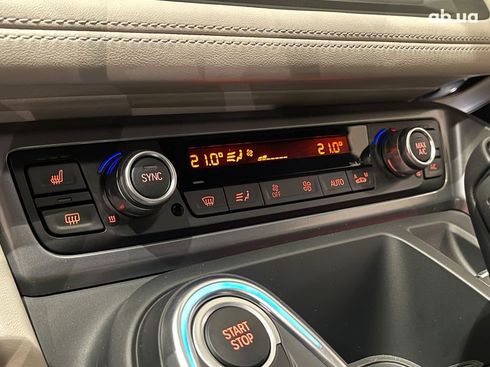 BMW i8 2014 - фото 14