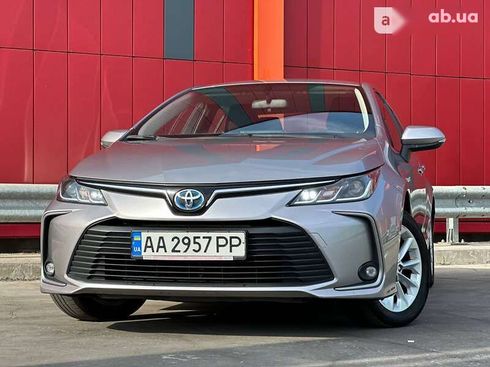 Toyota Corolla 2019 - фото 11