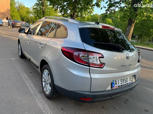Renault Megane 2012 серебристый - фото 18