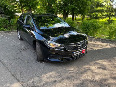 Opel Astra 2022 черный - фото 3
