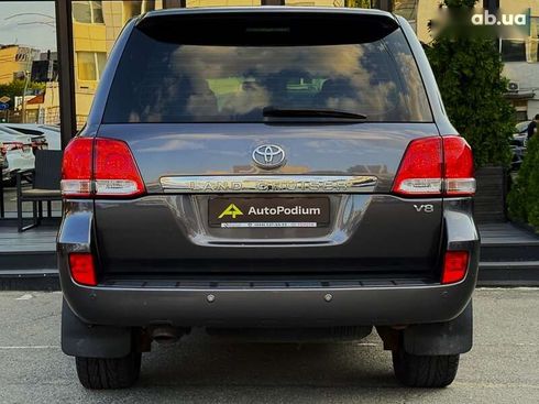 Toyota Land Cruiser 2008 - фото 19