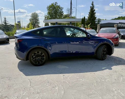 Tesla Model Y 2024 - фото 18