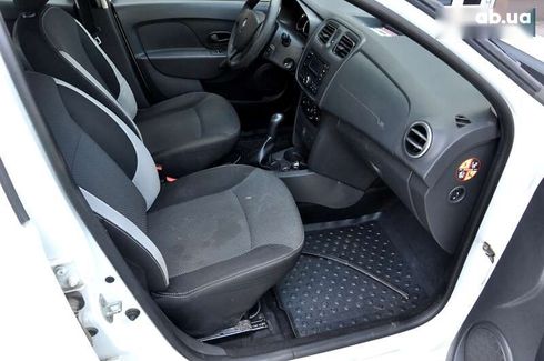 Renault Logan 2016 - фото 25