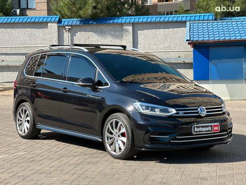 Volkswagen Touran 2017 черный - фото 3