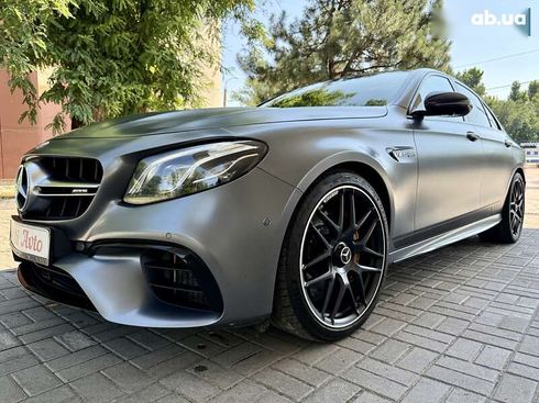 Mercedes-Benz E-Класс 2018 - фото 5