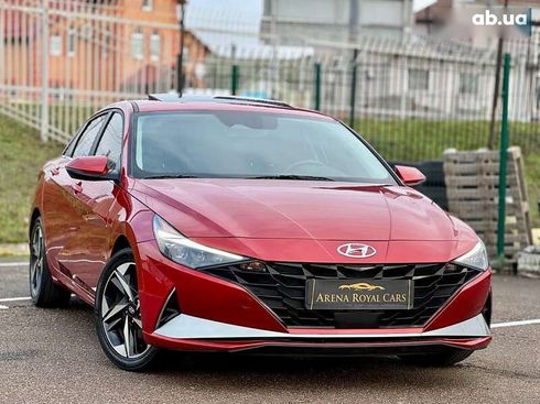 Hyundai Elantra 2022 - фото 4