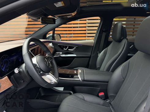 Mercedes-Benz EQE-Класс 2023 - фото 18