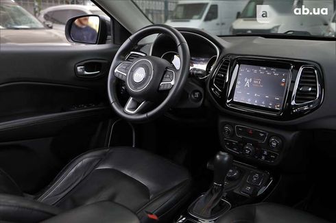 Jeep Compass 2017 - фото 10