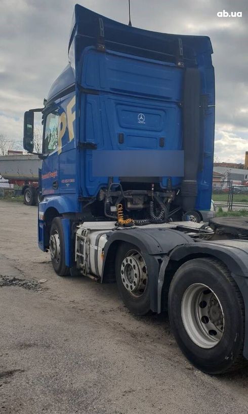 Mercedes-Benz Actros 2013 - фото 5
