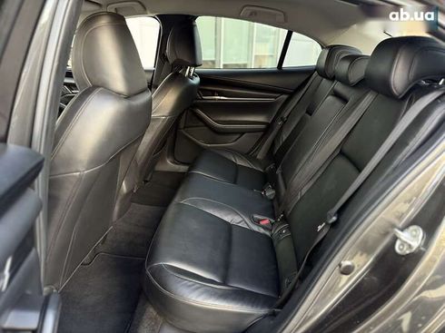 Mazda 3 2021 - фото 14