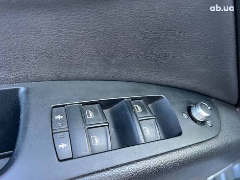 Audi Q7 2011 серый - фото 17