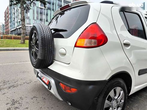 Geely GX-2 2013 - фото 17