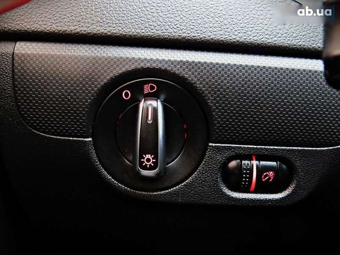 Volkswagen Jetta 2011 - фото 10