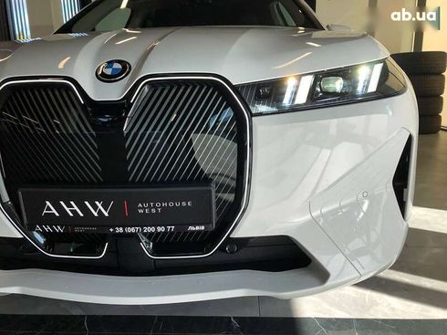 BMW iX 2025 - фото 4