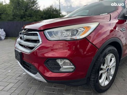 Ford Escape 2017 - фото 11
