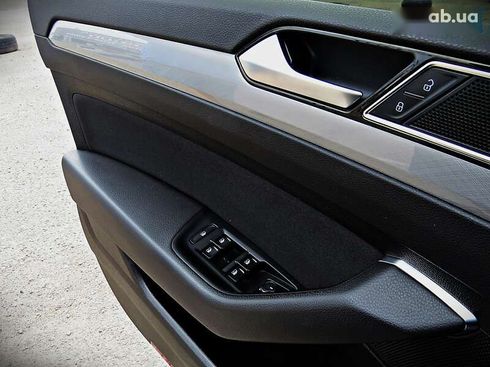 Volkswagen Passat 2020 - фото 7