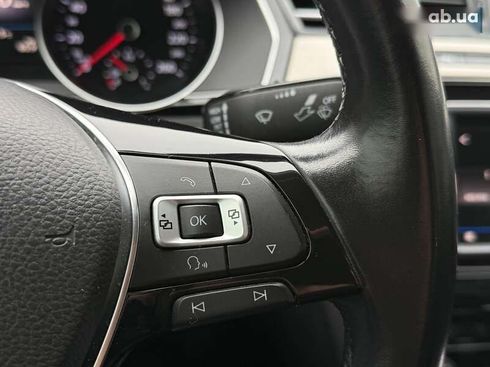 Volkswagen Passat 2017 - фото 25